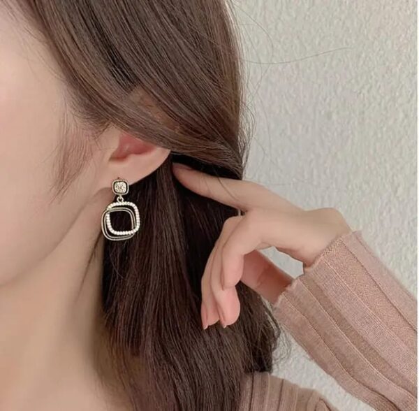 Casca's Square Earrings - Image 2