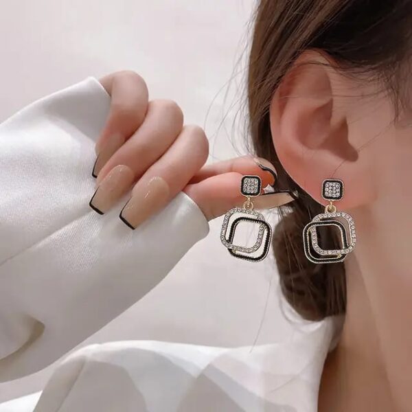 Casca's Square Earrings - Image 3
