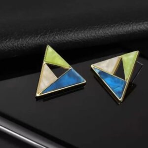 Casca's Triangle Earrings