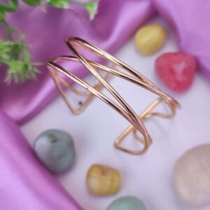 Casca's 18k Gold Plated Zigzag Handcuff