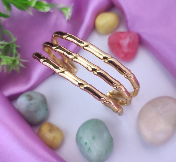 Casca's 18k Gold Plated Solid Handcuff