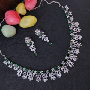 Casca's Wink AD Necklace