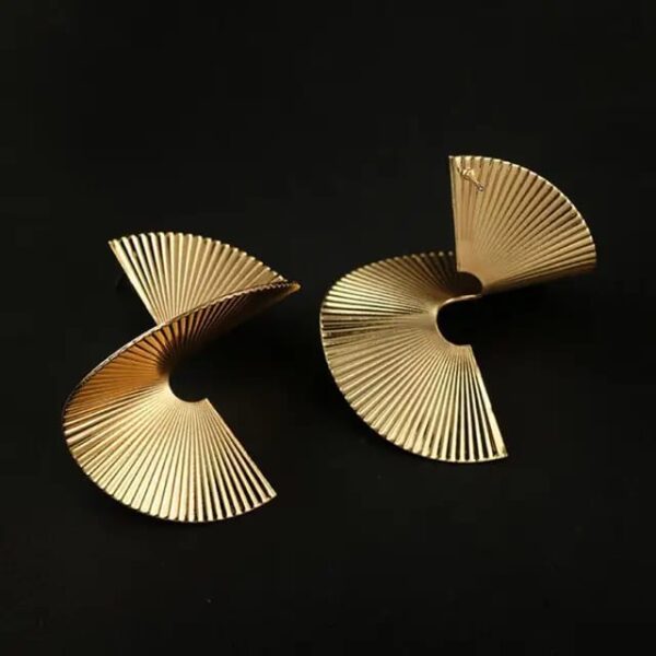 Casca's Golden Spiral Earrings - Image 2