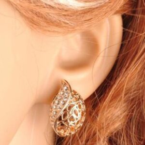 Casca's Golden Rhinestone Drop Earrings